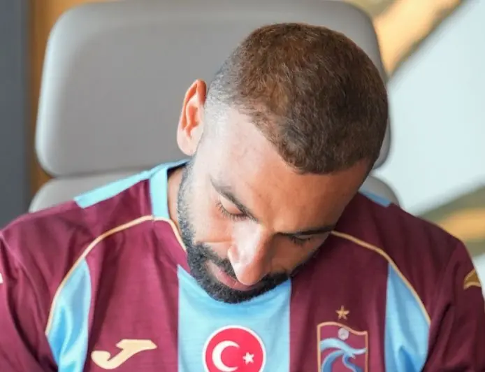 اكتشف تفاصيل عقد محمد صلاح مع طرابزون سبور