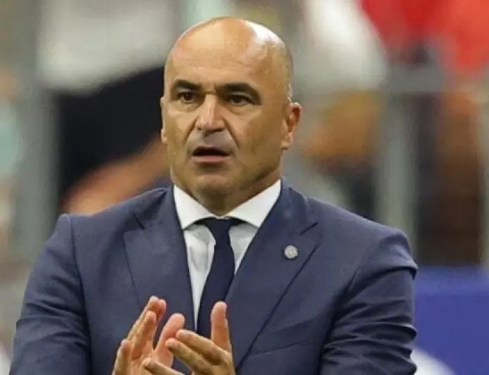 روبرتو مارتينيز يقترب من تولي تدريب منتخب هولندا بدلاً من رونالد كومان