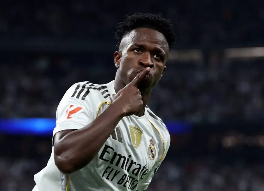 اجتماع مفصلي يقرر مصير فينيسيوس مع ريال مدريد
