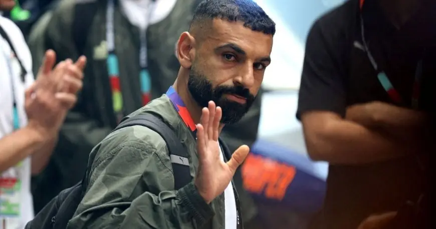 اتفاق مبدئي مع محمد صلاح وطائرة خاصة تنقل الملك المصري