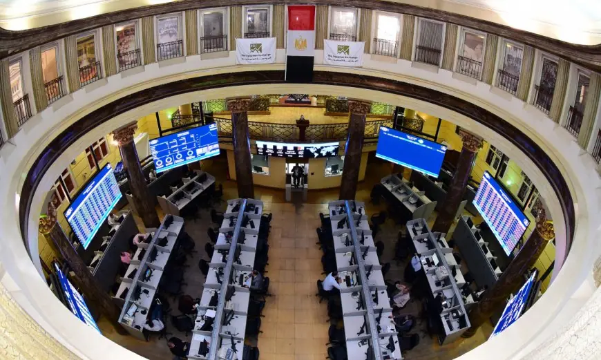 مؤشرات البورصة تتباين في نهاية جلسة الإثنين بتداولات تصل إلى 15.8 مليار جنيه