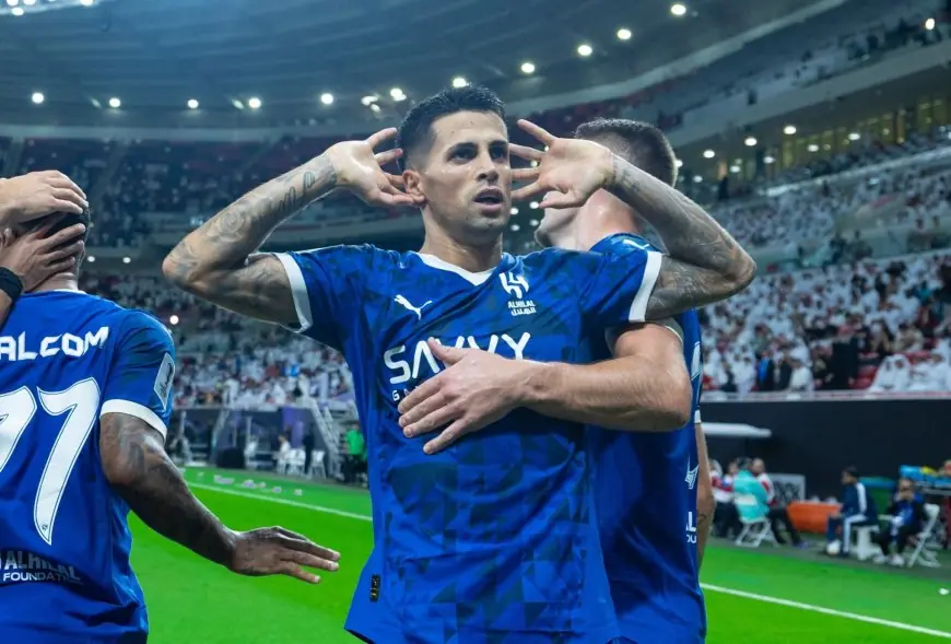 برشلونة يخطط بقوة للتعاقد مع كانسيلو من الهلال