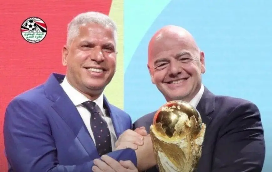رئيس الفيفا يبارك وائل جمعة بمناسبة عيد ميلاده