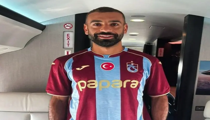 محمد صلاح يرسل رسالة مميزة لجماهير طرابزون سبور قبل وصوله إلى تركيا