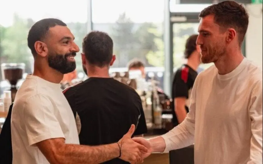 محمد صلاح يصل إسطنبول تمهيدًا لإكمال صفقة انتقاله إلى طرابزون سبور «فيديو»