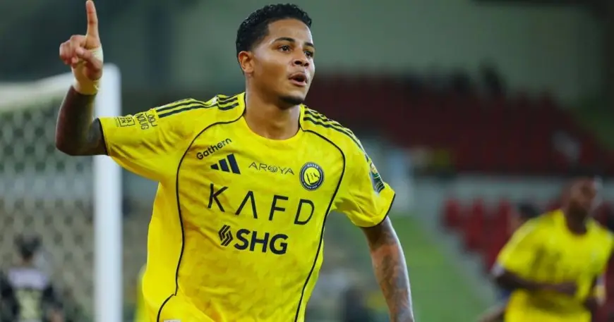 النصر يعير نجمه ويسلي إلى كروزيرو لمدة موسم واحد لتجديد مهاراته