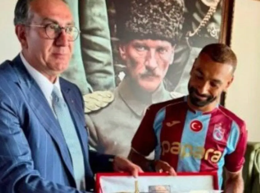 استقبال أسطوري لمحمد صلاح في طرابزون بهدايا عائلية وسيف سورمانة