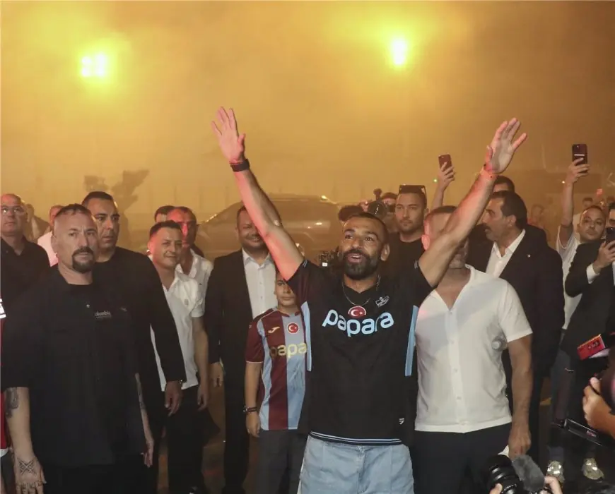 مدرب في الدوري التركي يوجه انتقادات لانتقال محمد صلاح إلى طرابزون سبور