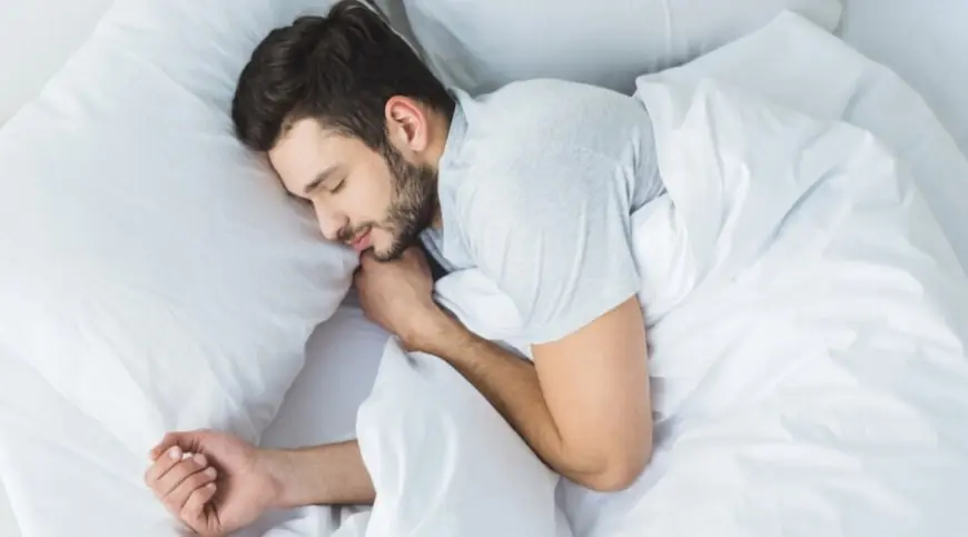 اكتشف فوائد النوم العميق وتجنب استخدام الموبايل قبل النوم لهذه الأسباب