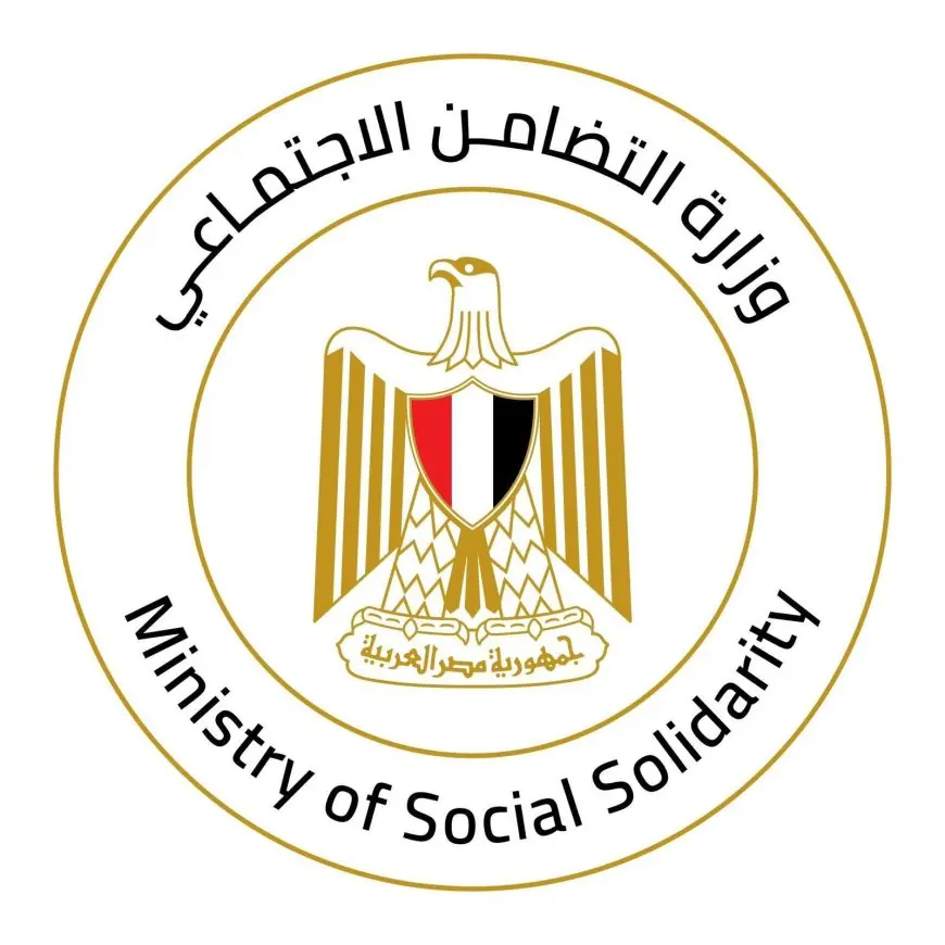فرق التدخل السريع بالتضامن الاجتماعي تنقذ كبار السن بلا مأوى في 6 محافظات وتعيد مواطنًا لعائلته