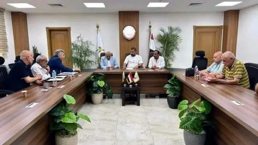 وزيرة الإسكان تتابع تحديثات توفيق الأوضاع في الأراضي المضافة لمدينتي الشروق والعبور الجديدة