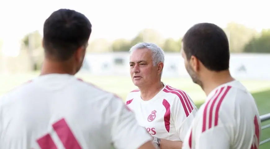 مورينيو يؤكد: الأخطاء مفتاح النمو وبرناردو سيلفا اللاعب الأكثر تنوعاً في الاستخدام