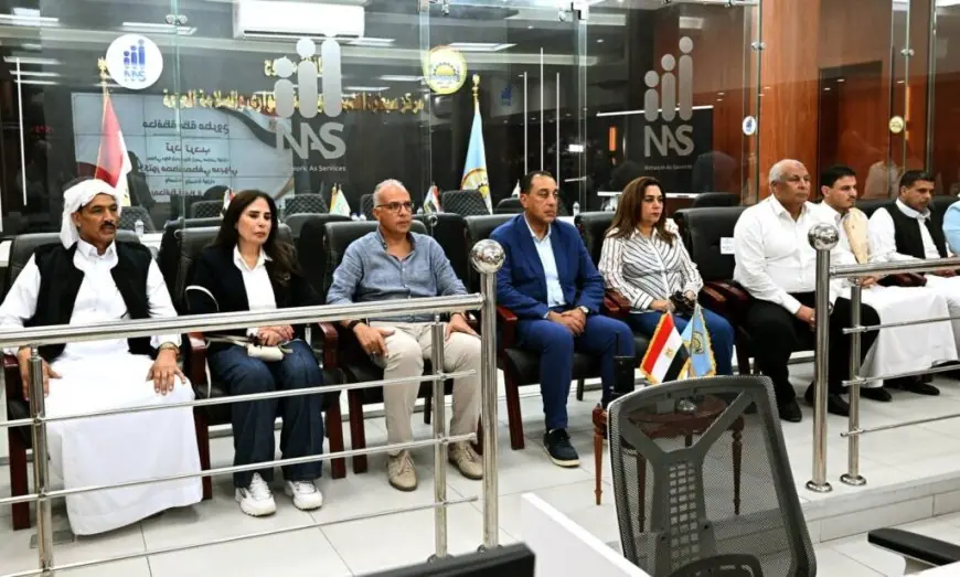 رئيس الوزراء يتفقد مركز سيطرة الشبكة الوطنية للطوارئ والسلامة العامة في مطروح لتعزيز الأمن والسلامة
