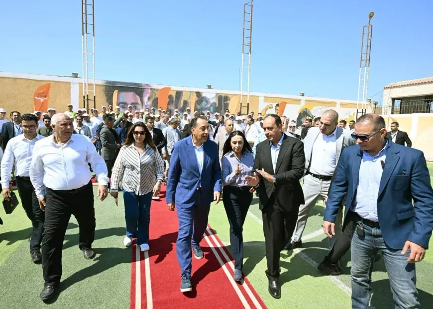رئيس الوزراء يشرف على تحديثات الميناء الشرقي في مرسى مطروح لتعزيز التنمية الاقتصادية