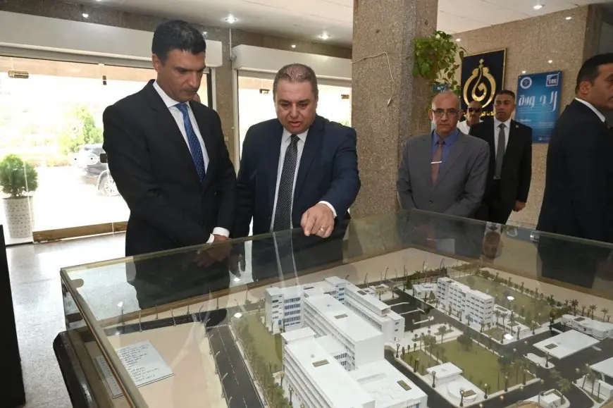 وزير الصناعة يستعرض دور هيئة المواصفات والجودة في تعزيز تنافسية المنتجات المصرية