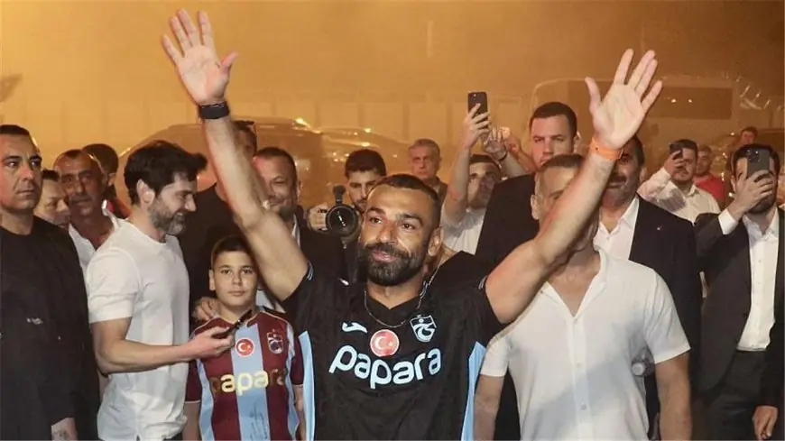 طرابزون سبور يرسل تحية خاصة للشعب المصري بانضمام النجم محمد صلاح