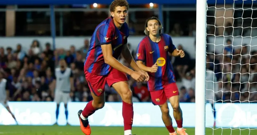حمزة عبد الكريم وناشئ جديد يستمرون في تدريبات برشلونة بإشراف فليك