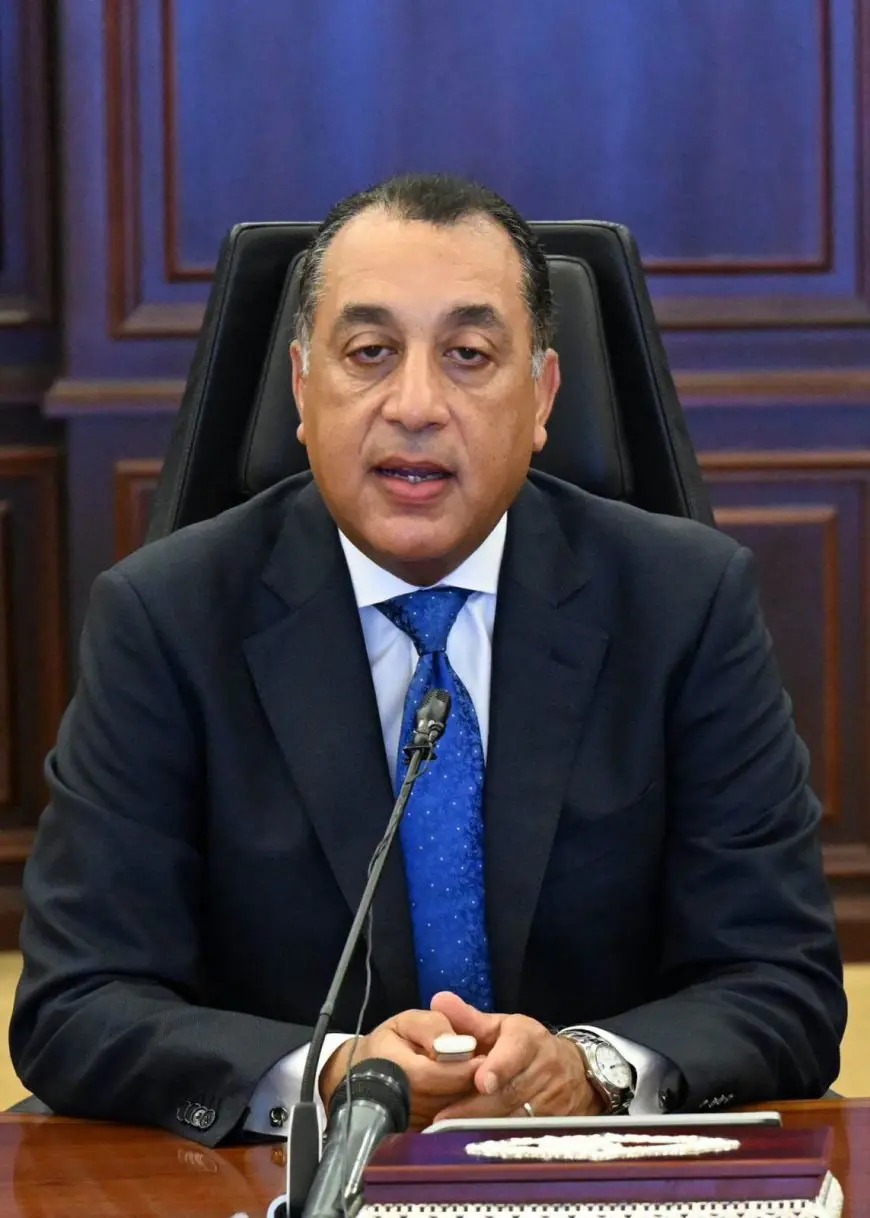 رئيس الوزراء يزور مركز طب الأسرة في سندبسط ضمن مبادرة حياة كريمة الرئاسية