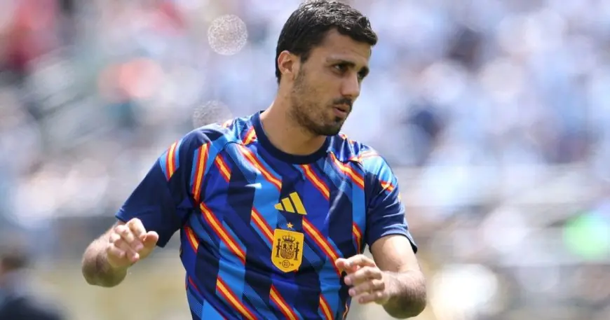 رودري ينضم لنادي برشلونة رسمياً والدوري الإسباني يفتح أبوابه للنجم الجديد