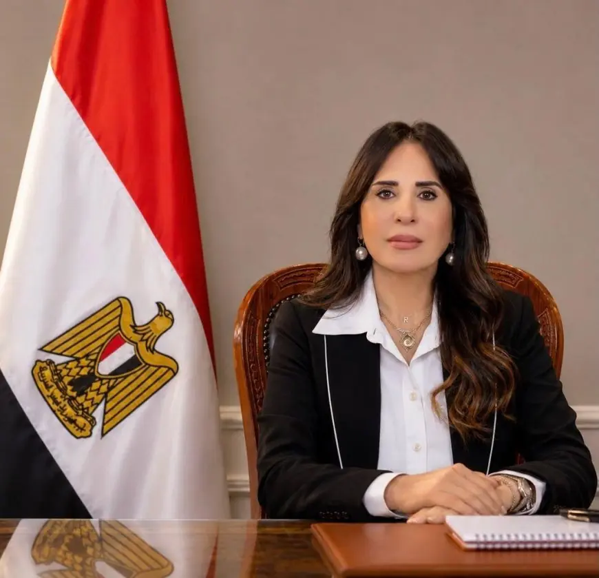 وزيرة الإسكان تراقب تقدم حملات إزالة الإشغالات ومكافحة المخالفات وتحسين الخدمات في المدن الجديدة