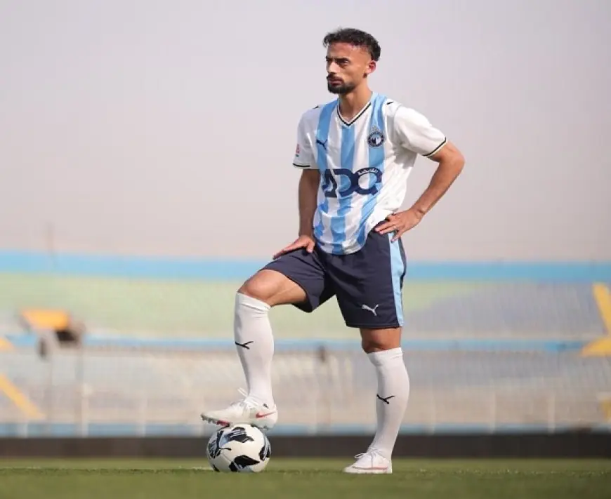بيراميدز يعلن رسمياً عن انضمام أحمد عبد القادر إلى صفوفه