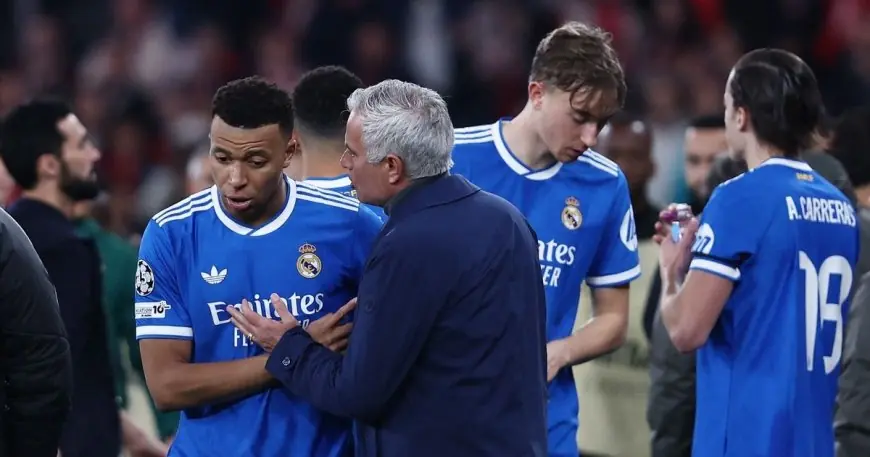مبابي يثني على مورينيو: الخبير في الفوز وواثق من استعادة ألقاب ريال مدريد