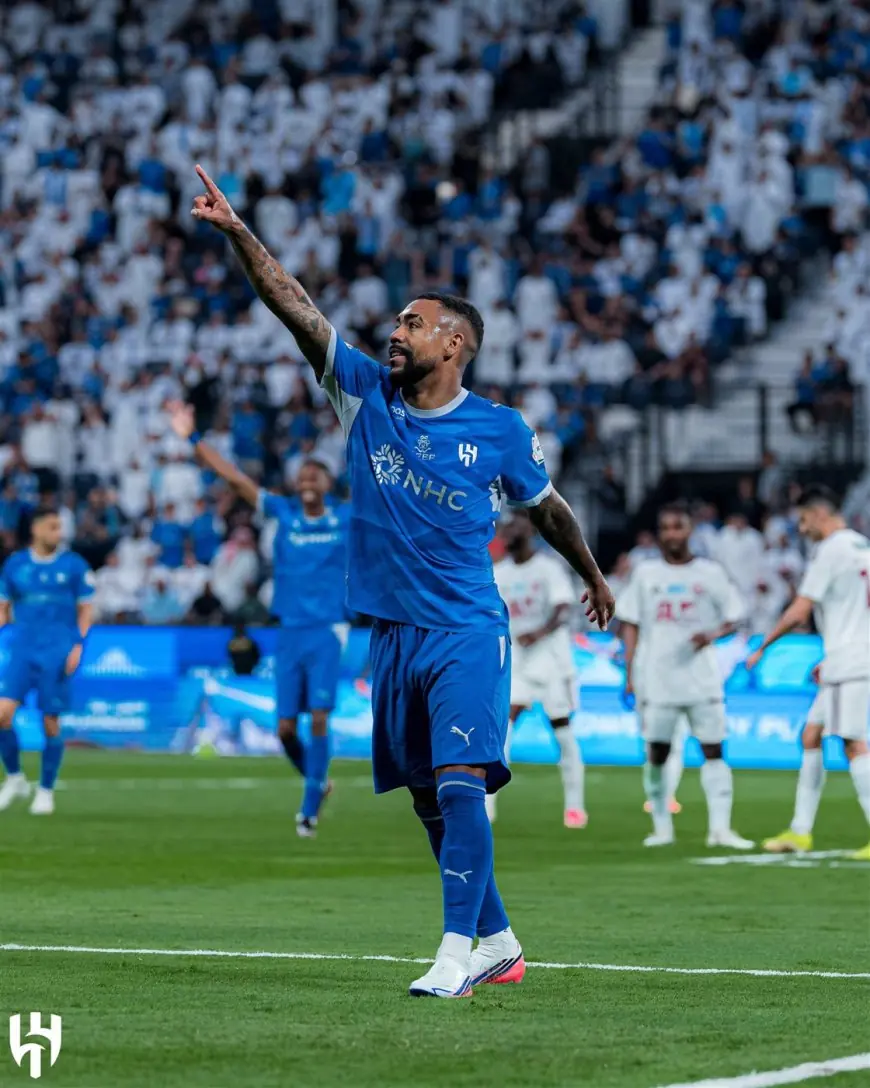 الهلال يبدأ مشواره بدوري السعودي بانتصار ساحق على الفيصلي برباعية