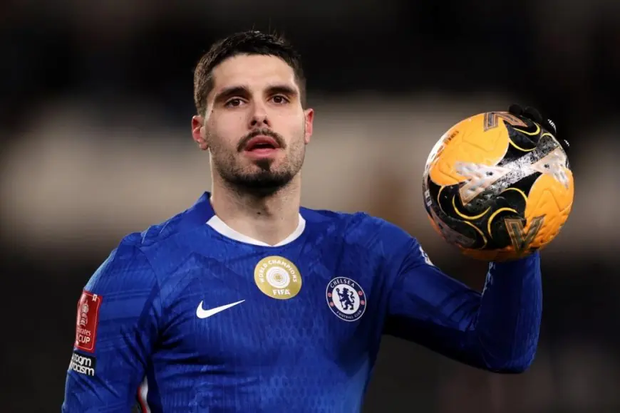 الهلال يسعى للتعاقد مع بيدرو نيتو وسط مطالب تشيلسي بـ100 مليون إسترليني