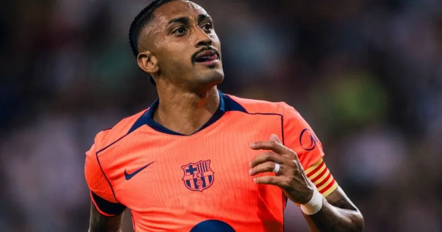 رافينيا يصبح القائد الأول في برشلونة ويزيد إحباط دي يونغ