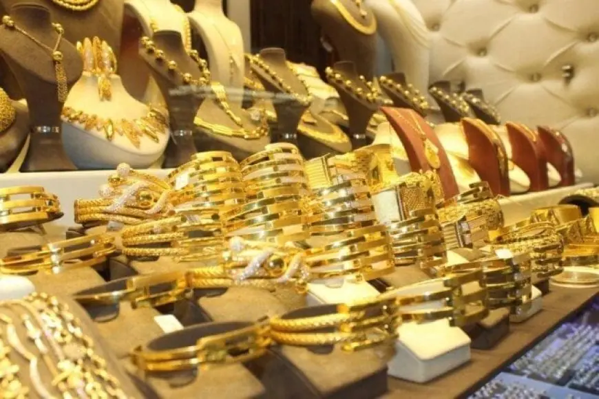عاجل| تغير سعر الذهب في منتصف تعاملات الثلاثاء.. كم بلغ عيار 21؟