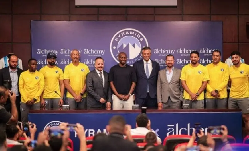 بيراميدز يعلن عن توقيع رولاني موكوينا ورعايته الجديدة استعدادًا للموسم المقبل