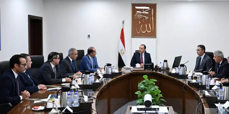 مدبولي يشرف على تحديث دعم السلع النقدية وتوسيع الخيارات للمواطنين