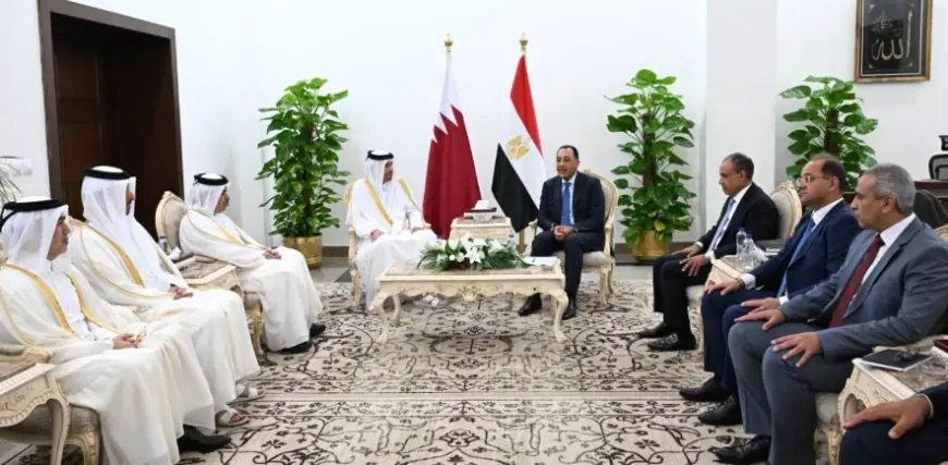 رئيس الوزراء يلتقي نظيره القطري لتعزيز التعاون في كافة المجالات