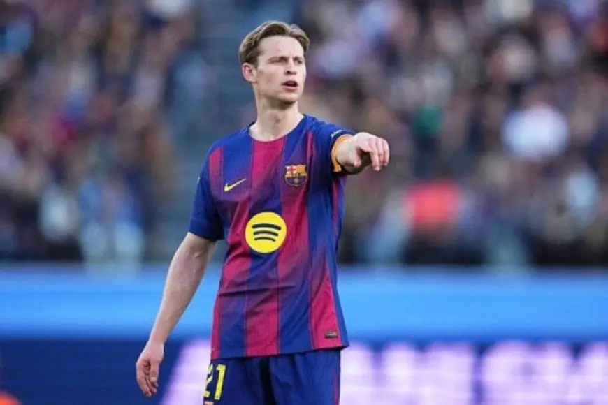 عرض الدوري الإيطالي يهدد استمرار دي يونغ مع برشلونة