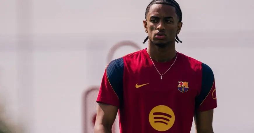 برشلونة يخطط لجني 100 مليون يورو من بيع 3 نجوم من فريقه
