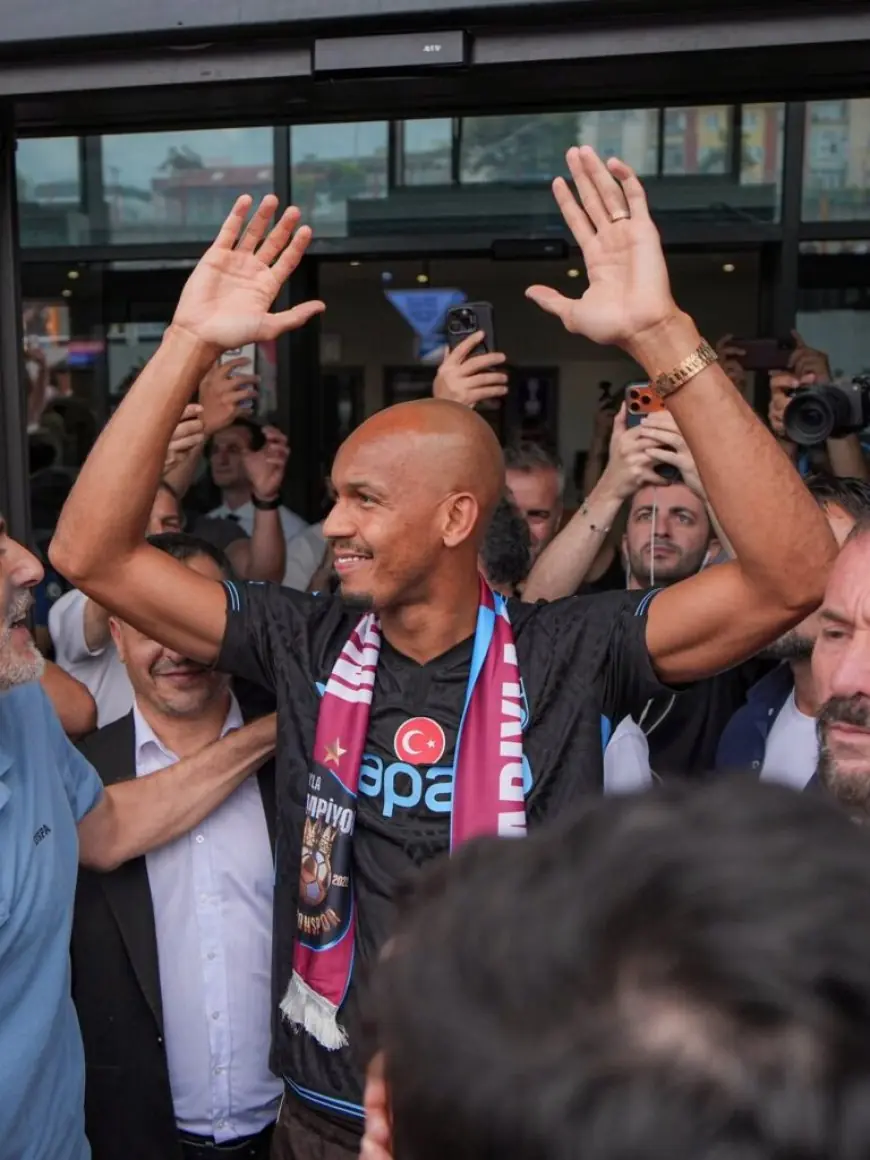 فابينيو يعبر عن سعادته باللعب مجددًا مع محمد صلاح ويعزز صفوف طرابزون سبور بخبرته الثمينة