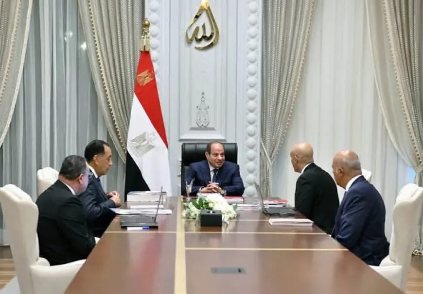 السيسي يؤكد التزامه بتطبيق الحد الأدنى للأجور في المدارس المصرية لضمان حقوق المعلمين