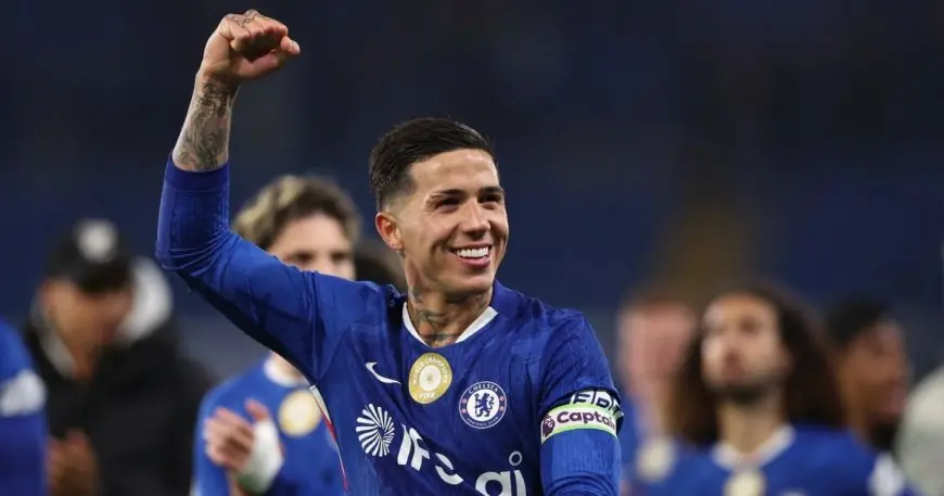 تشيلسي يحدد 140 مليون يورو كسعر لإنزو ومانشستر سيتي يستعد لحسم الصفقة خلال أسبوع