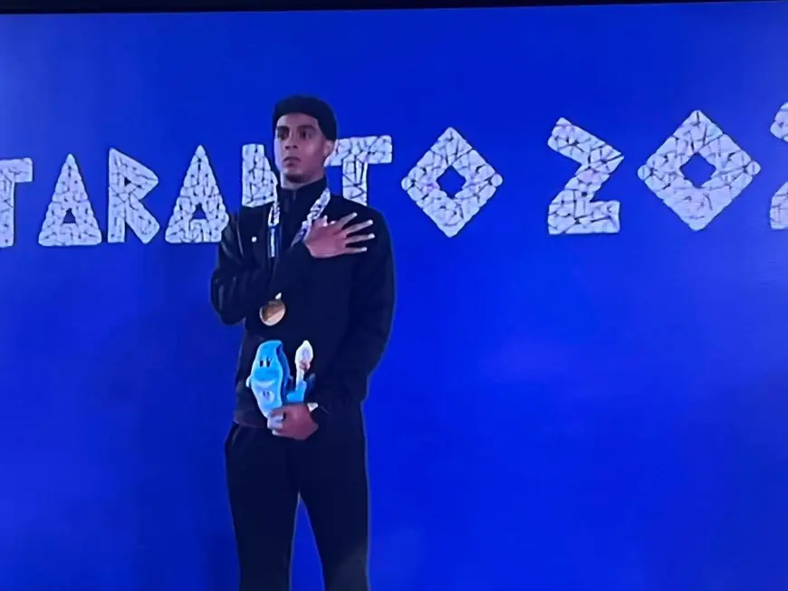 الرياضي أحمد هشام يحقق برونزية رائعة في سباق 100 متر مزدوجة بدورة ألعاب البحر المتوسط