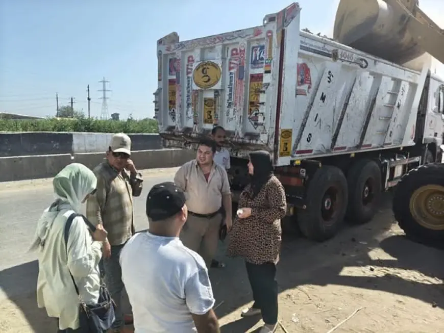 محافظ الدقهلية يعلن عن نقل 700 طن من المخلفات الصلبة وتحسين طرق نبروه طلخا