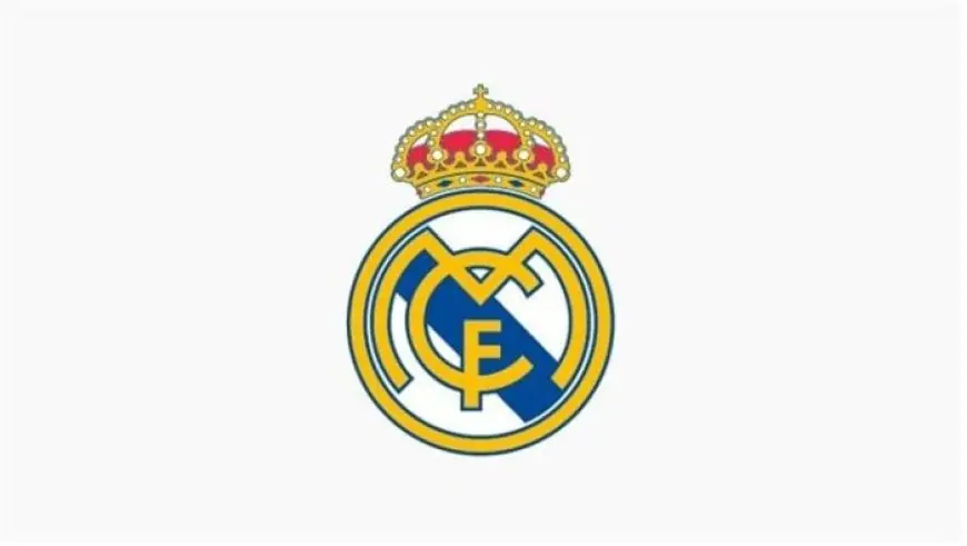 بعد رفض عروض إنجلترا والسعودية.. ريال مدريد يوقع مع نجم راسينج سانتاندير