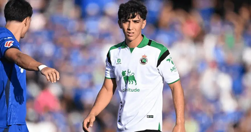 ريال مدريد يعزز صفوفه بالتعاقد مع الموهبة الصاعدة مارتينيس من راسينج سانتاندر