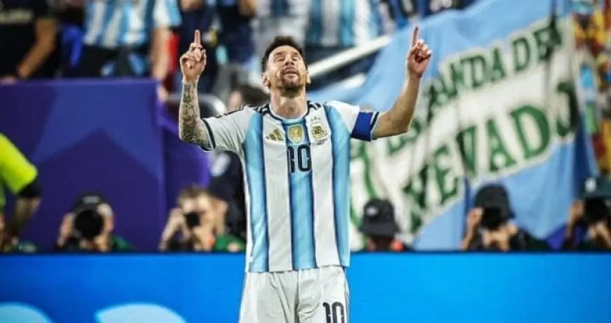 ميسي يعلن اعتزاله الدولي بعد مسيرة مليئة بالنجاحات مع منتخب الأرجنتين