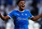 واتكينز يشيد بجمهور الهلال بعد تسجيله هدفاً في مرمى الأهلي: جمهور استثنائي