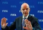 جياني إنفانتينو يواجه دعوى أمام لجنة الأخلاقيات في فيفا بسبب اتهامات بخرق مبدأ الحياد.