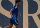 كومان يغيب عن تشكيلة النصر في مواجهة الخليج في الدوري السعودي