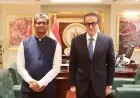 وزير الصحة والسفير الهندي يناقشان تعزيز الاستثمارات في قطاع الصناعات الدوائية