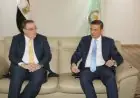 وزير الزراعة يناقش تطوير المؤسسات وزيادة كفاءة الموظفين مع رئيس التنظيم والإدارة