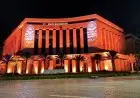 مبنى وزارة الصحة يتألق باللون البرتقالي احتفاءً باليوم العالمي لسلامة المرضى
