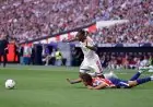 ريال مدريد يفتح النار على التحكيم بعد هزيمة مثيرة في ديربي العاصمة أمام أتلتيكو